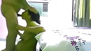 ჯენიფერ დარკი და ანჯ ...